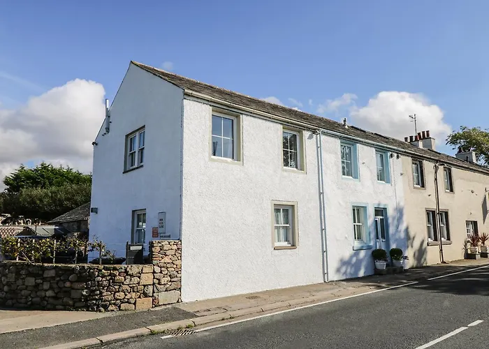 1 Park Nook Close